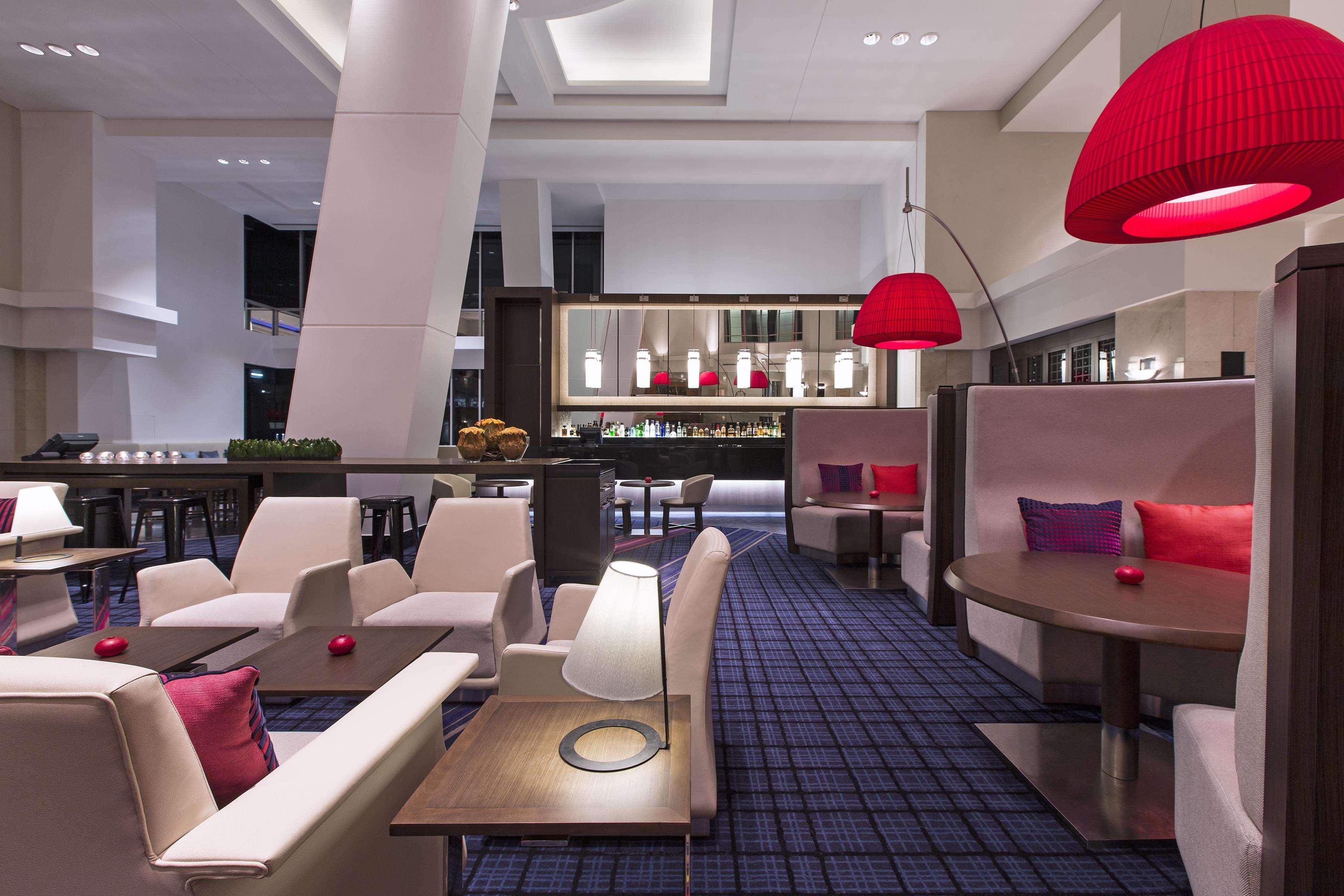 Swissotel Sydney Ristorante foto The lounge at Edinburgh Airport
